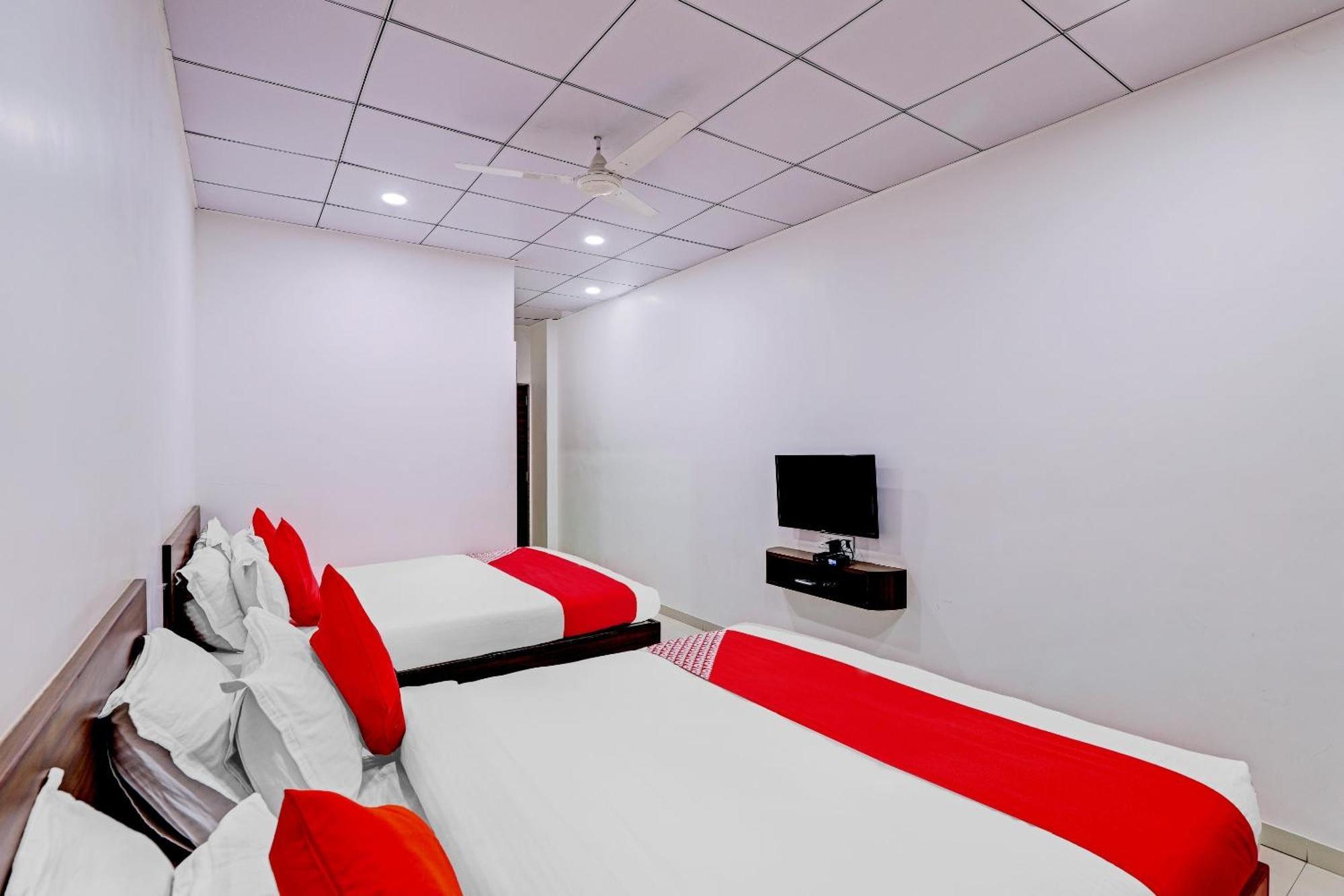 Hotel O Rishta And Jahan Banquet And Rooms Bhatha Zewnętrze zdjęcie