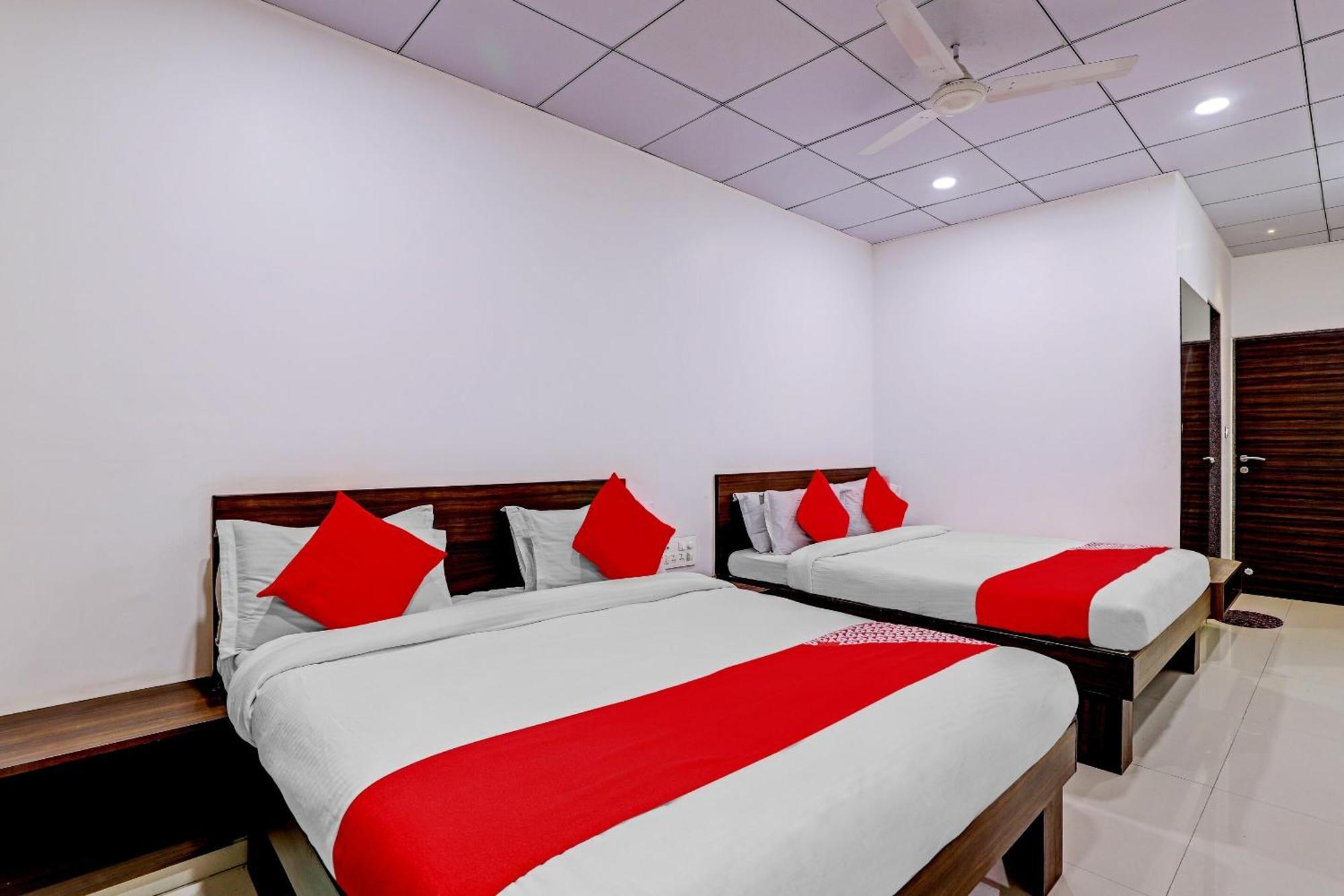 Hotel O Rishta And Jahan Banquet And Rooms Bhatha Zewnętrze zdjęcie